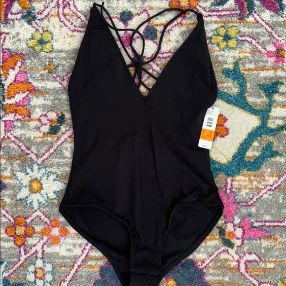 🌴Sam Edelman Black Plunge Bodysuit. NWT! - Picture 10 of 13